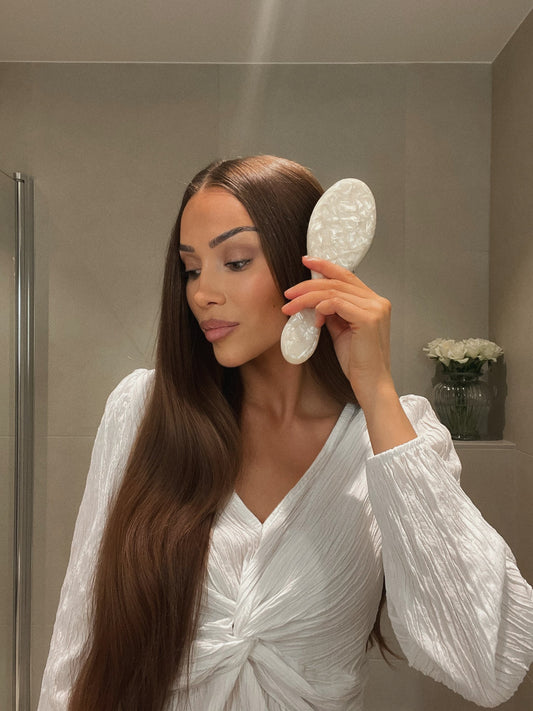 Why Hair Is Most Vulnerable During Detangling