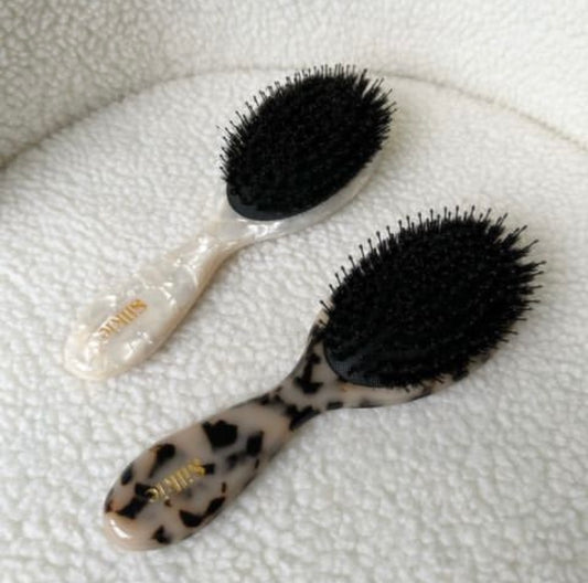 Detangling Brush for Thin Hair: A Must Have for Gentle Hair Care