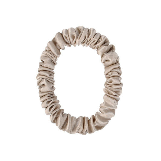 Why Silk Scrunchies Are Better Than Traditional Hair Ties