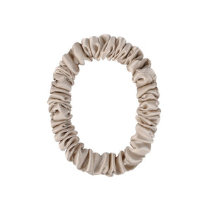 🎁 Individual Silkie scrunchie (Colour may vary) (100% off)